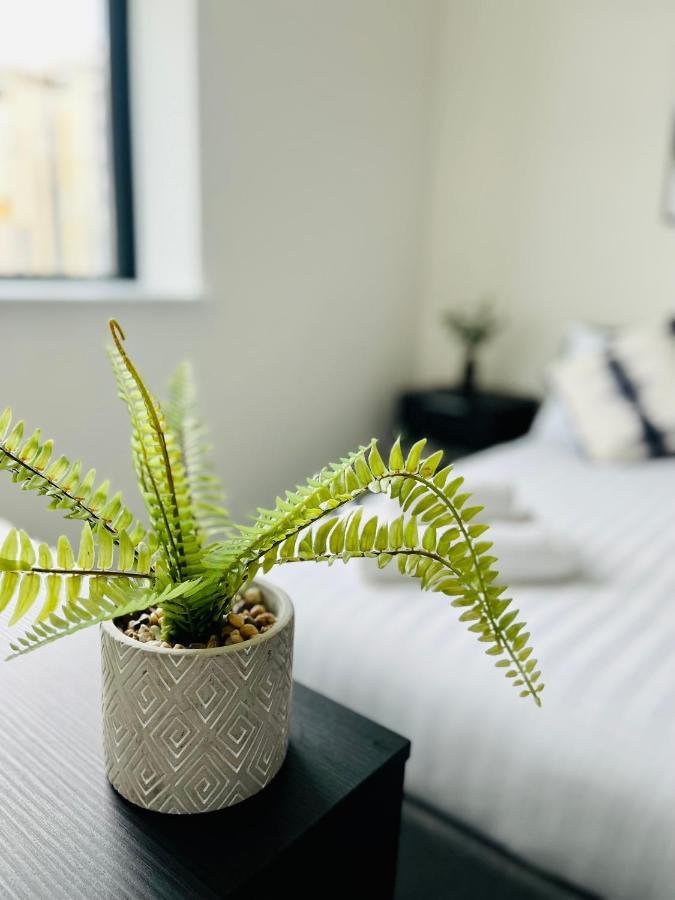 Fabulous One Bedroom Apartment Near Old Trafford Stadium Manchester Ngoại thất bức ảnh