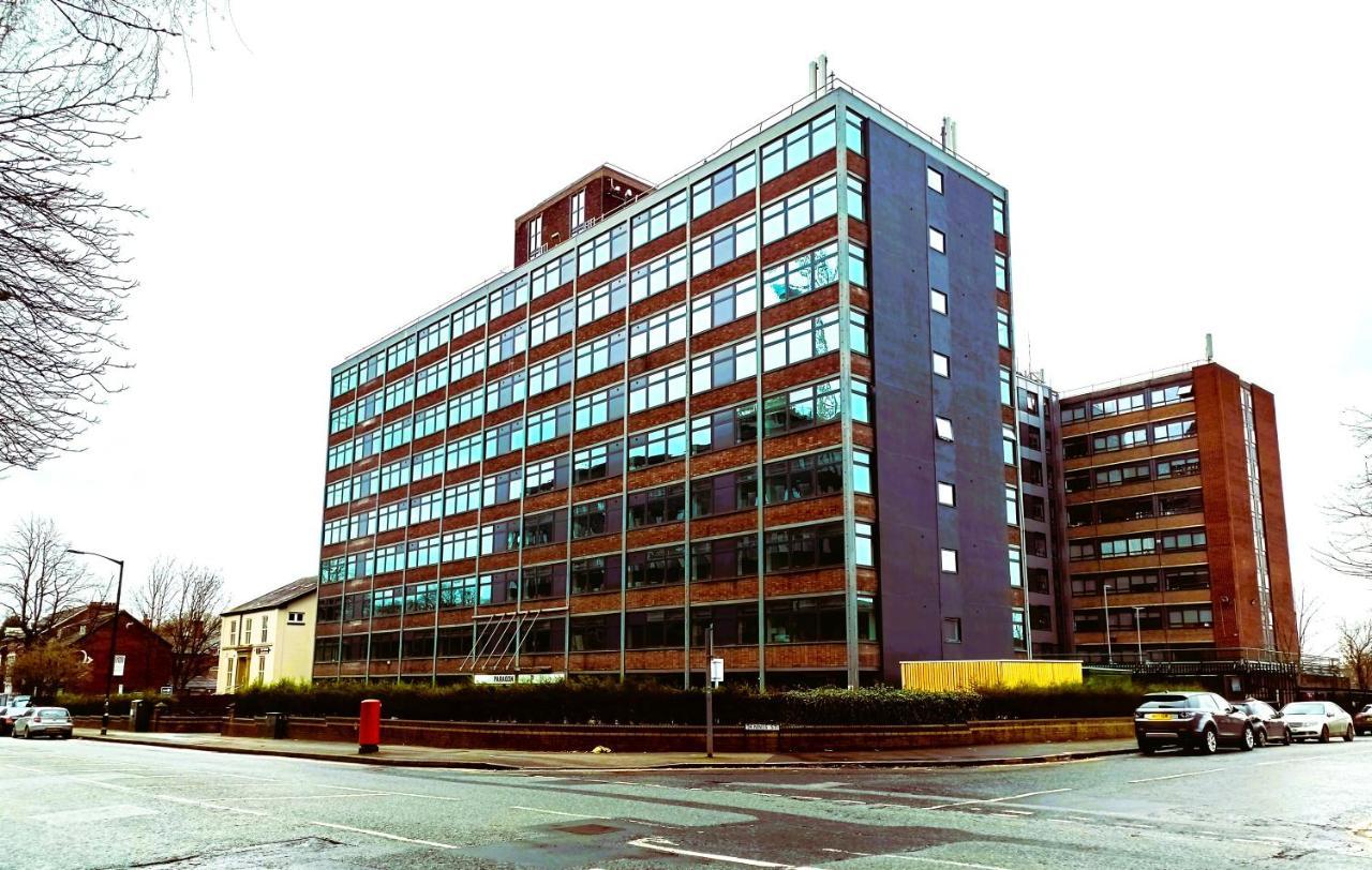 Fabulous One Bedroom Apartment Near Old Trafford Stadium Manchester Ngoại thất bức ảnh